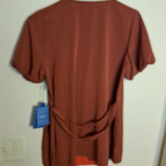 Simply Vera Vera Wang blouse size medium NWT - Picture 2 of 5